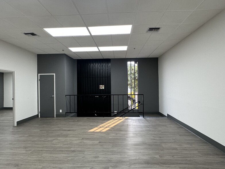 4605-4631 S Alameda St, Los Angeles, CA for lease - Building Photo - Image 3 of 23