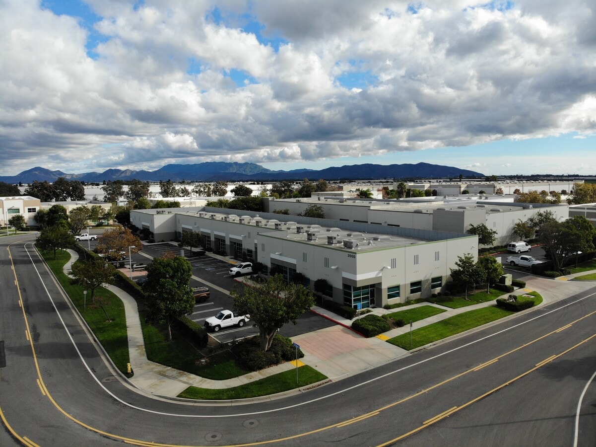 2000 Cabot Pl, Oxnard, CA 93030 - Unit F -  - Interior Photo - Image 1 of 6