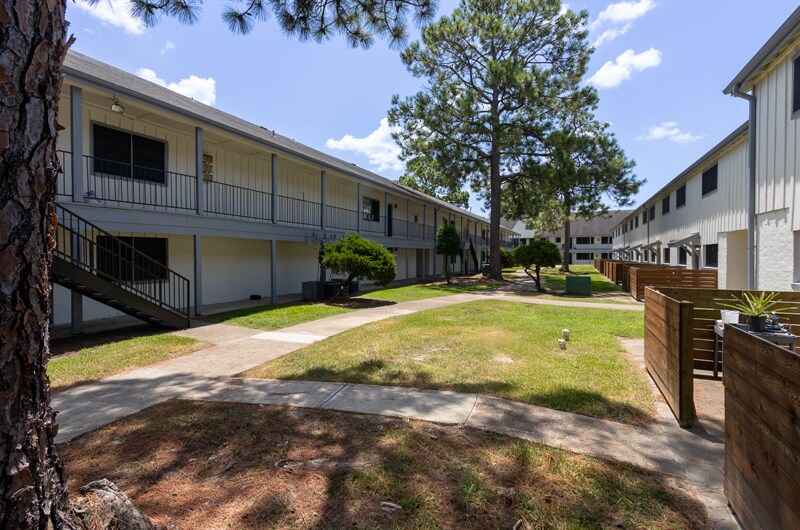 6550 Phelan Dr, Beaumont, TX 77706 West End Crossing