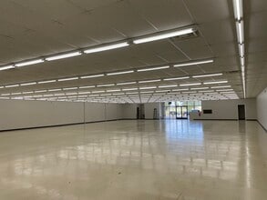 2735 Moscow Ave, Hickman, KY for sale Interior Photo- Image 2 of 5