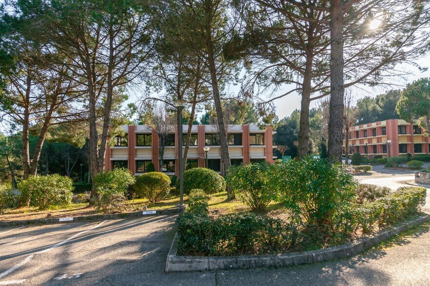 1360 Route Des Dolines, Valbonne for lease - Building Photo - Image 2 of 9