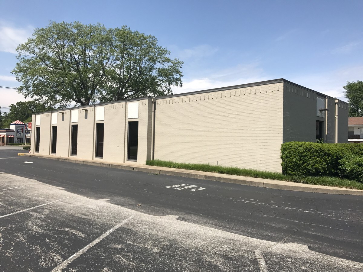 6985 Dixie Hwy, Louisville, KY 40258