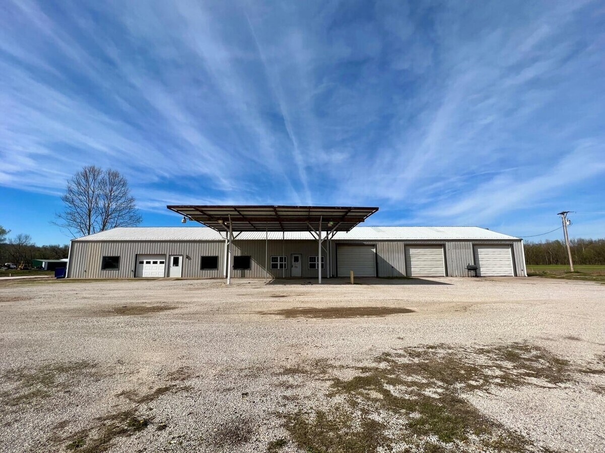 401 High St, Sarcoxie, MO 64862