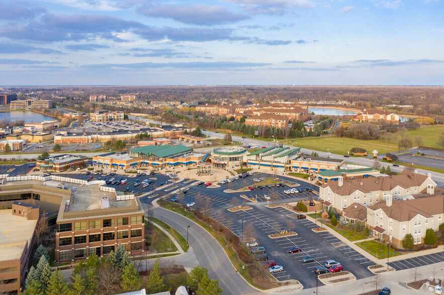 215-295 Parkway Dr, Lincolnshire, IL for lease - Aerial - Image 2 of 20