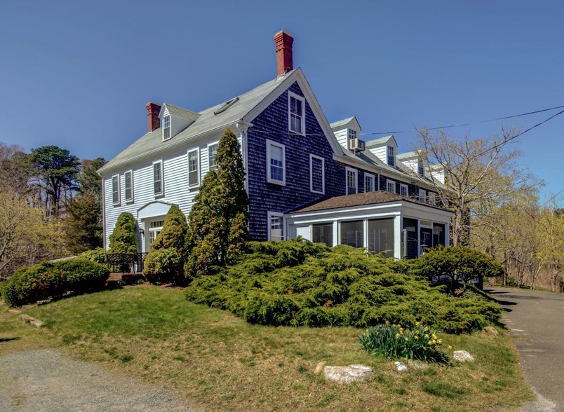 70 Main St, Wellfleet, MA for sale - Primary Photo - Image 1 of 1