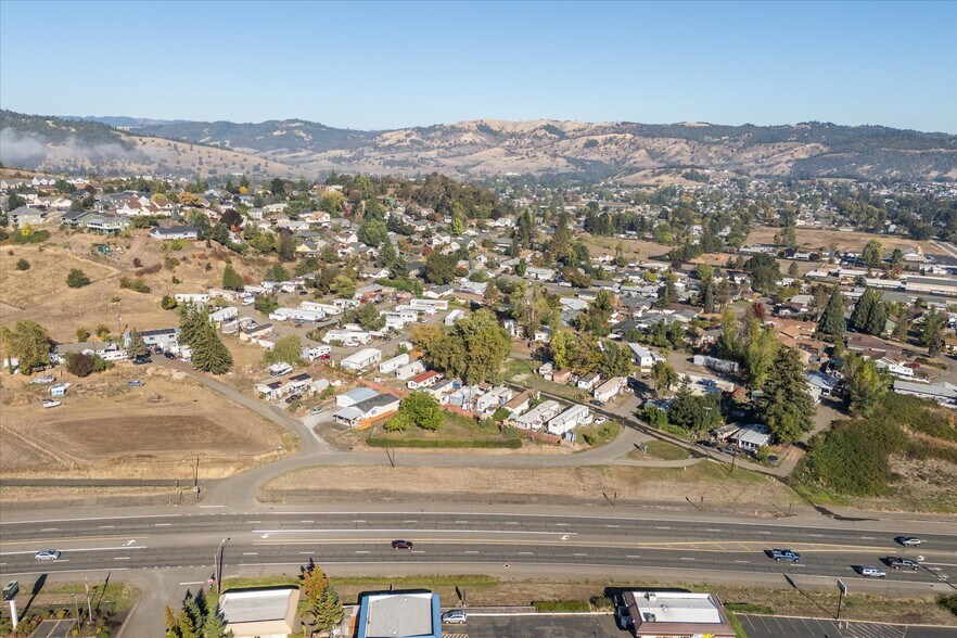 200 Emils Way, Roseburg, OR for sale - Primary Photo - Image 1 of 1
