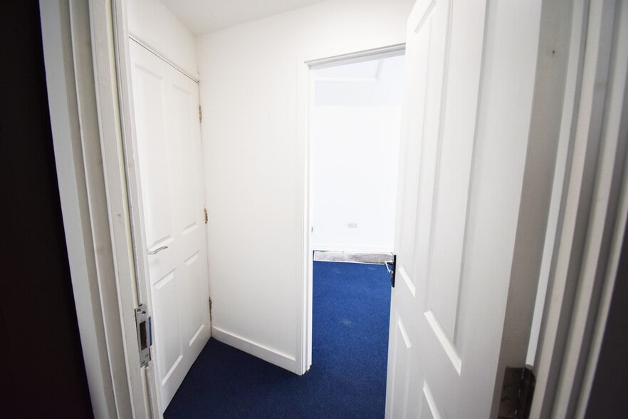 Victoria St, Leominster for lease - Building Photo - Image 2 of 9