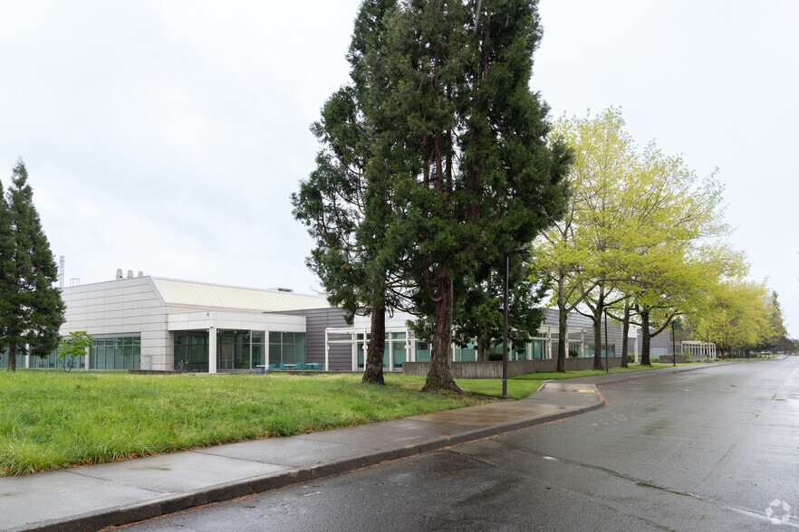 18110 SE 34th St, Vancouver, WA for lease - Primary Photo - Image 1 of 37