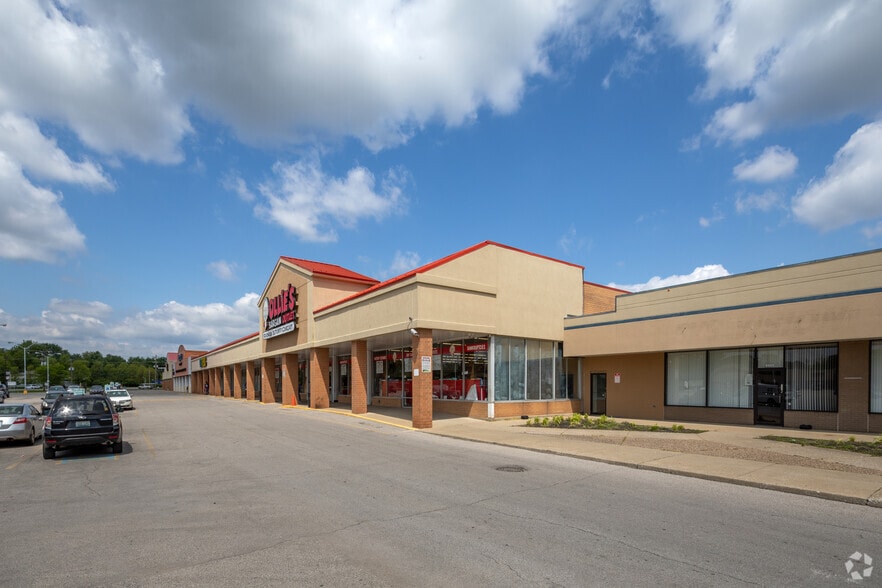 5607-5629 Preston Hwy, Louisville, KY for sale - Building Photo - Image 3 of 4