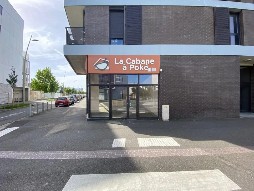 Retail in Blagnac for lease Building Photo- Image 1 of 10