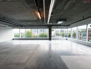 525 8th Ave W, Vancouver, BC for lease Interior Photo- Image 2 of 4