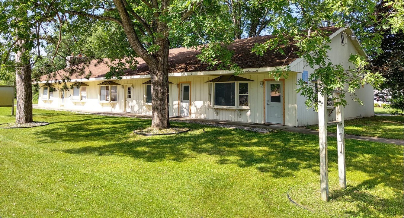 2506 M 137, Interlochen, MI for sale Building Photo- Image 1 of 1