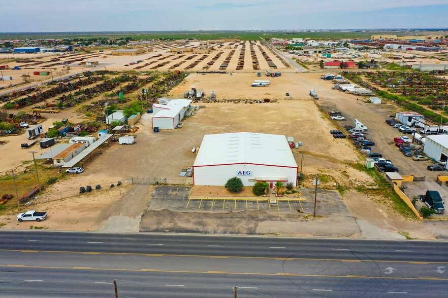 2690 S County Rd W, Odessa, TX for lease - Primary Photo - Image 1 of 11