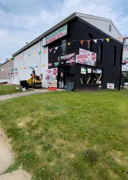 711 E Main St, Meriden, CT for sale - Building Photo - Image 1 of 1