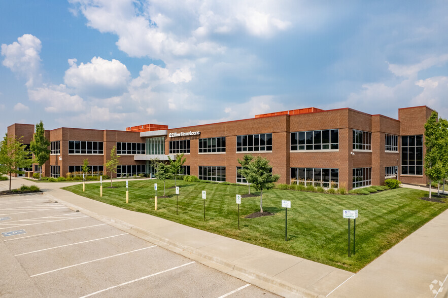 10975 El Monte St, Overland Park, KS for lease - Primary Photo - Image 3 of 9