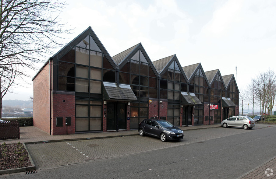 Amethyst Rd, Newcastle Upon Tyne for sale - Building Photo - Image 1 of 1