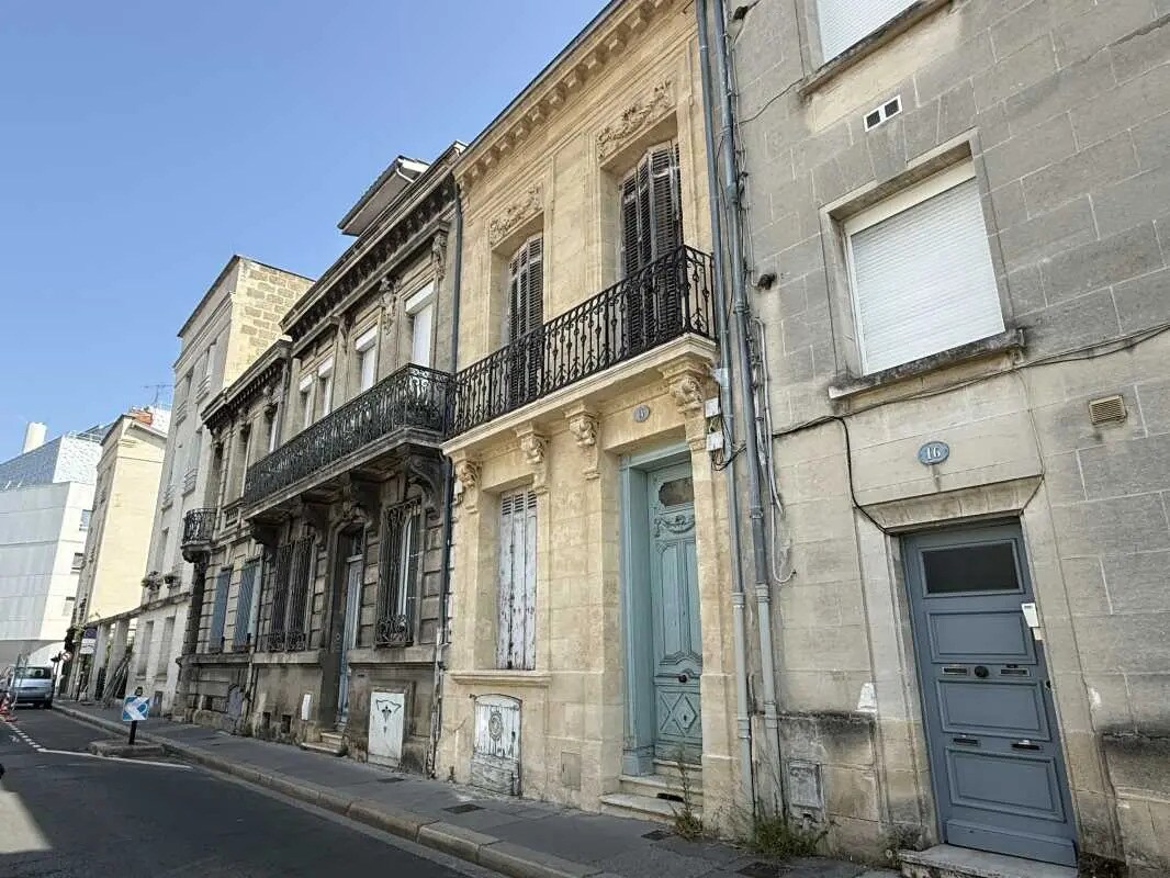 Office in Bordeaux for sale Building Photo- Image 1 of 7