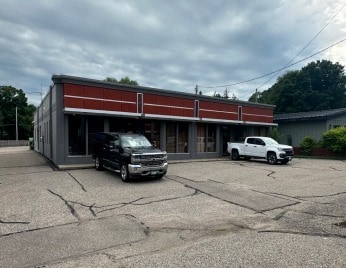 4851 Shoreline Dr, Mound, MN for sale - Building Photo - Image 3 of 6