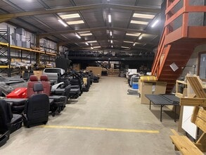 8 Seymer Close, Shillingstone for lease Interior Photo- Image 2 of 3