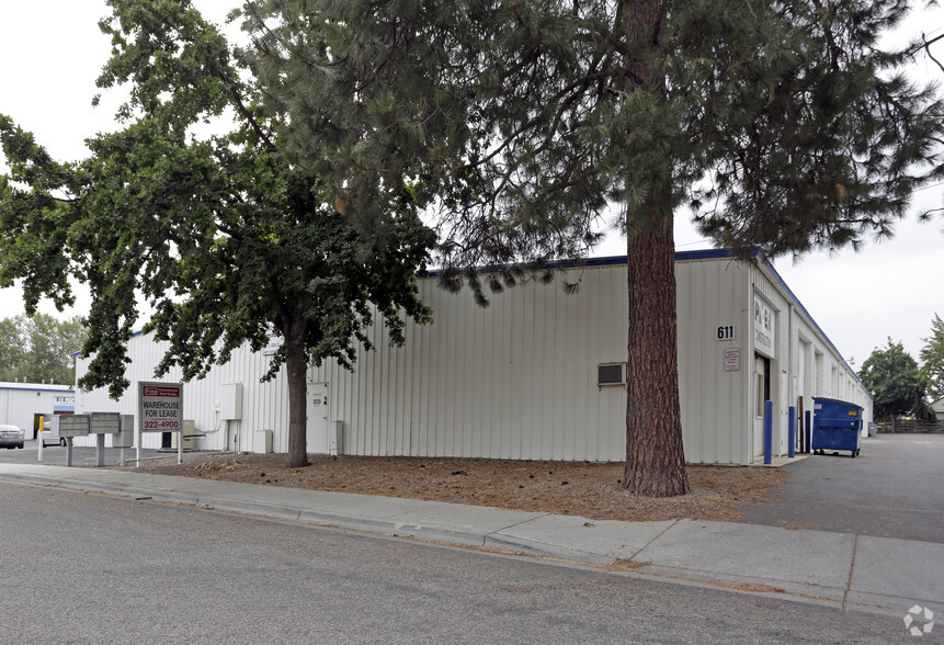 611-615 E 44th St, Boise, ID for lease - Building Photo - Image 3 of 8