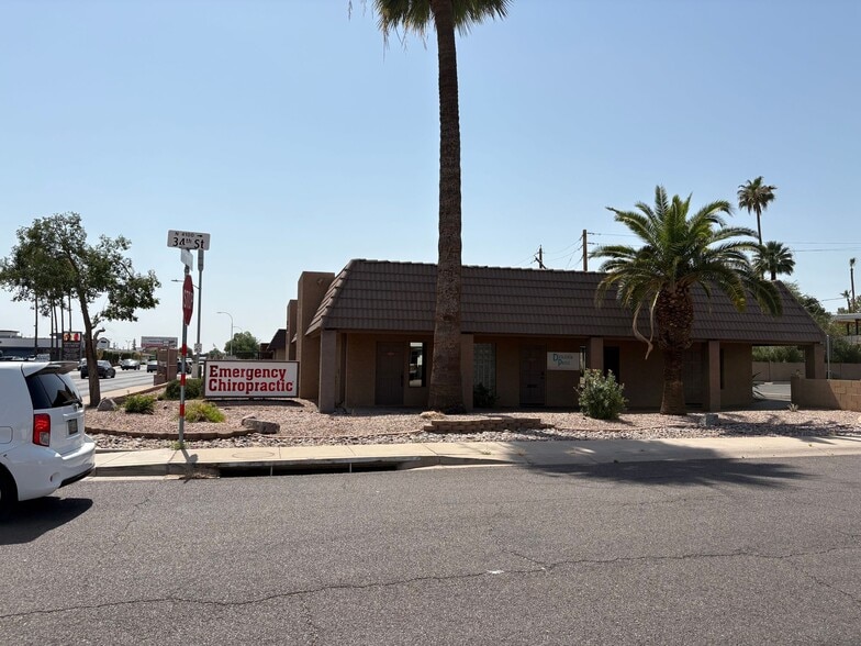 3334 E Indian School Rd, Phoenix, AZ for sale - Building Photo - Image 2 of 9