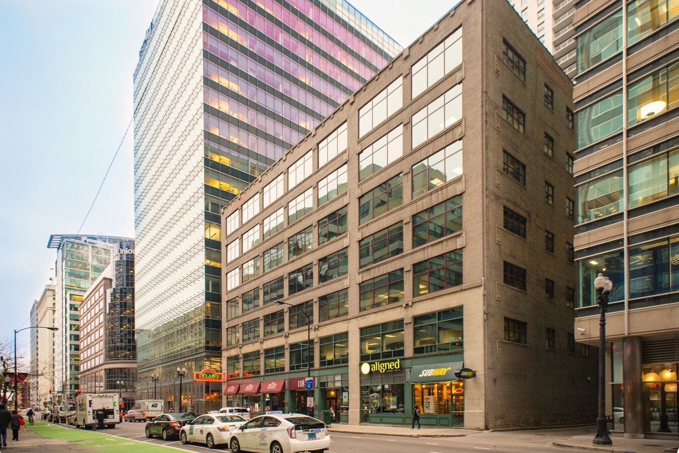 118 S Clinton St, Chicago, IL, 60661 Property For Lease on