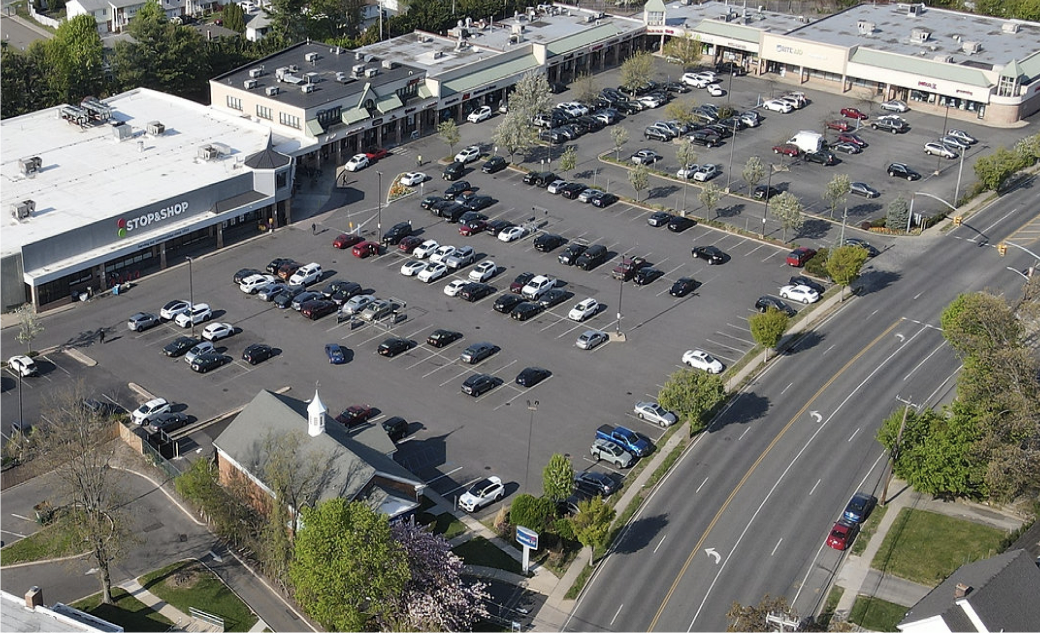 181-227 Forest Ave, Glen Cove, NY for lease Building Photo- Image 1 of 17