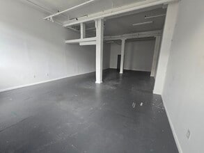 51-69 9th St, Brooklyn, NY for lease Interior Photo- Image 2 of 3
