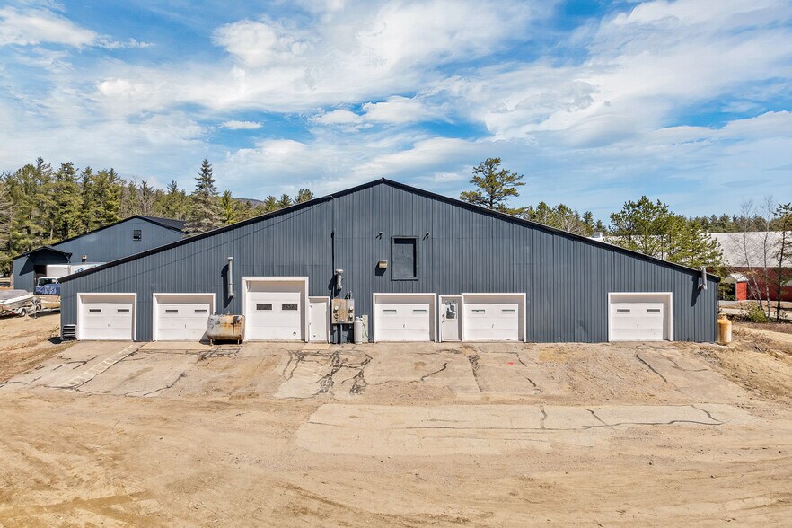 37 Eastern ave, Center Conway, NH for sale - Primary Photo - Image 1 of 1