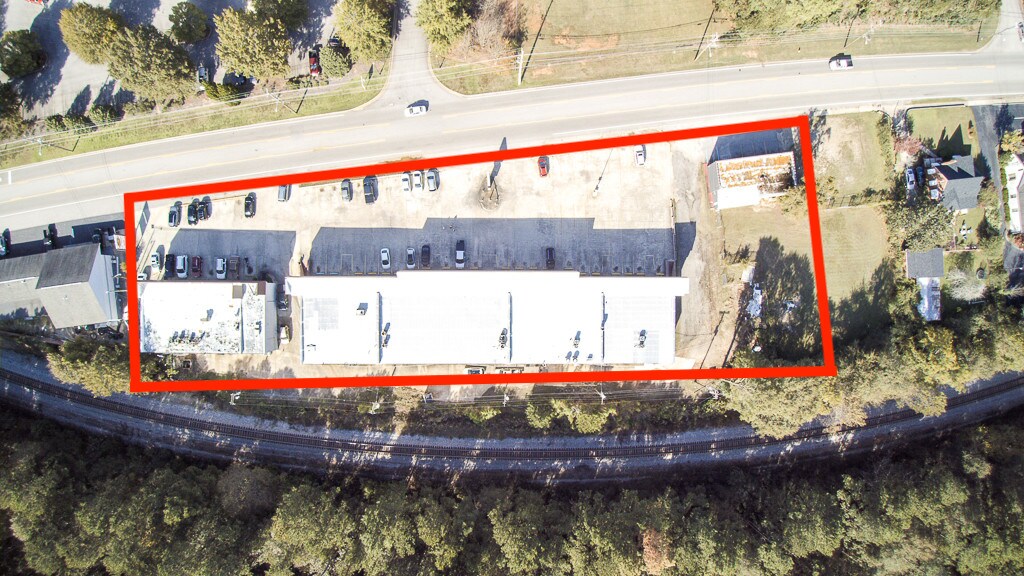 1605 Vernon St, Lagrange, GA 30240 Vernon Road Plaza Shopping Center