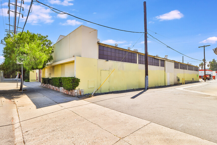 3030 Fletcher Dr, Los Angeles, CA for sale - Building Photo - Image 3 of 16