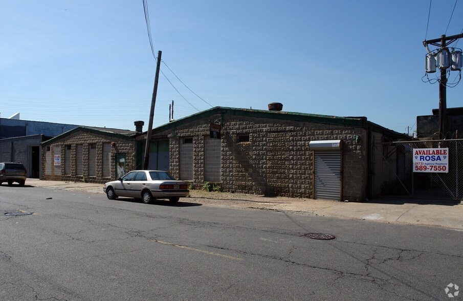 169 Christie St, Newark, NJ for lease - Building Photo - Image 2 of 3