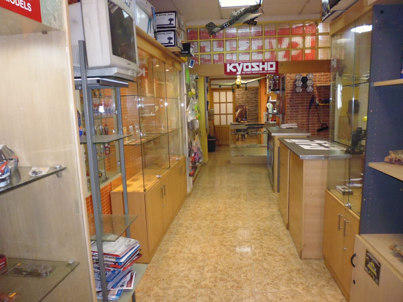 Retail in Alzira for sale Building Photo- Image 1 of 23