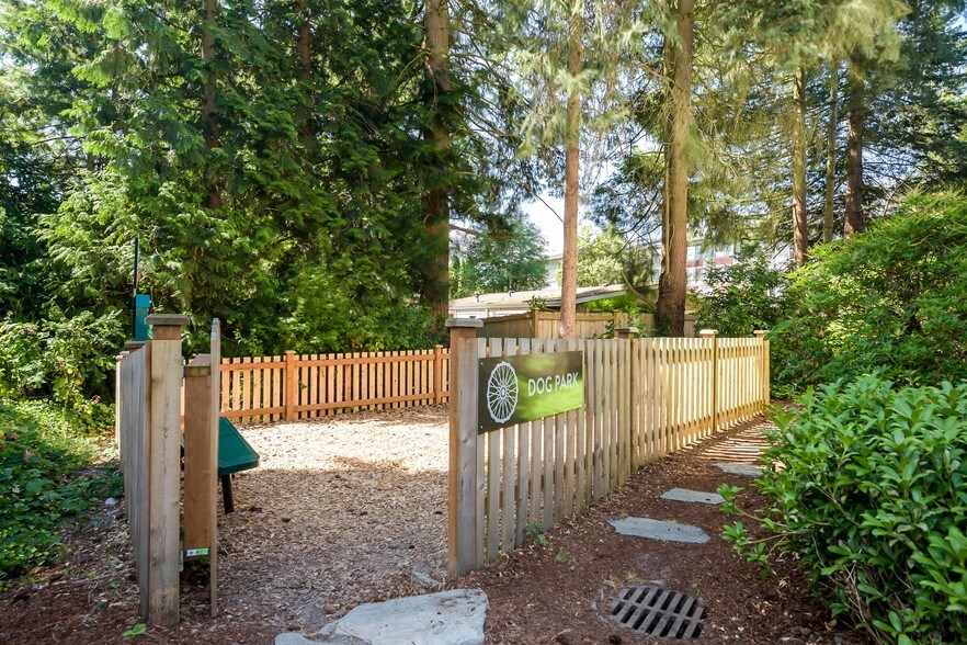 7910 170th Pl NE, Redmond, WA for sale - Building Photo - Image 1 of 1