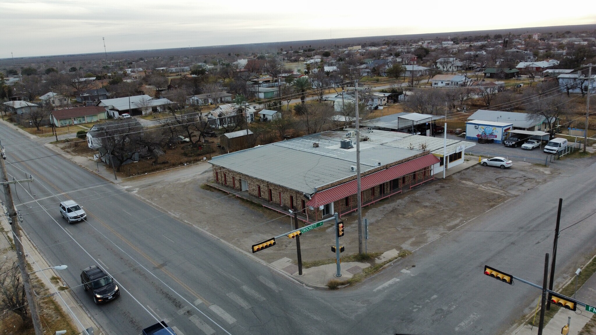 724 E Crockett St, Crystal City, TX for sale Primary Photo- Image 1 of 1