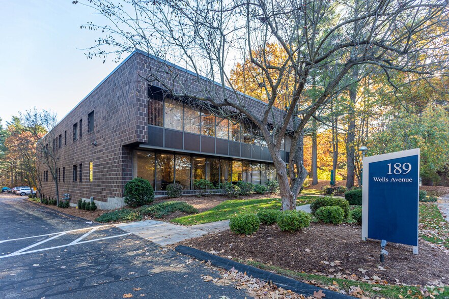 189 Wells Ave, Newton, MA 02459 Office for Lease