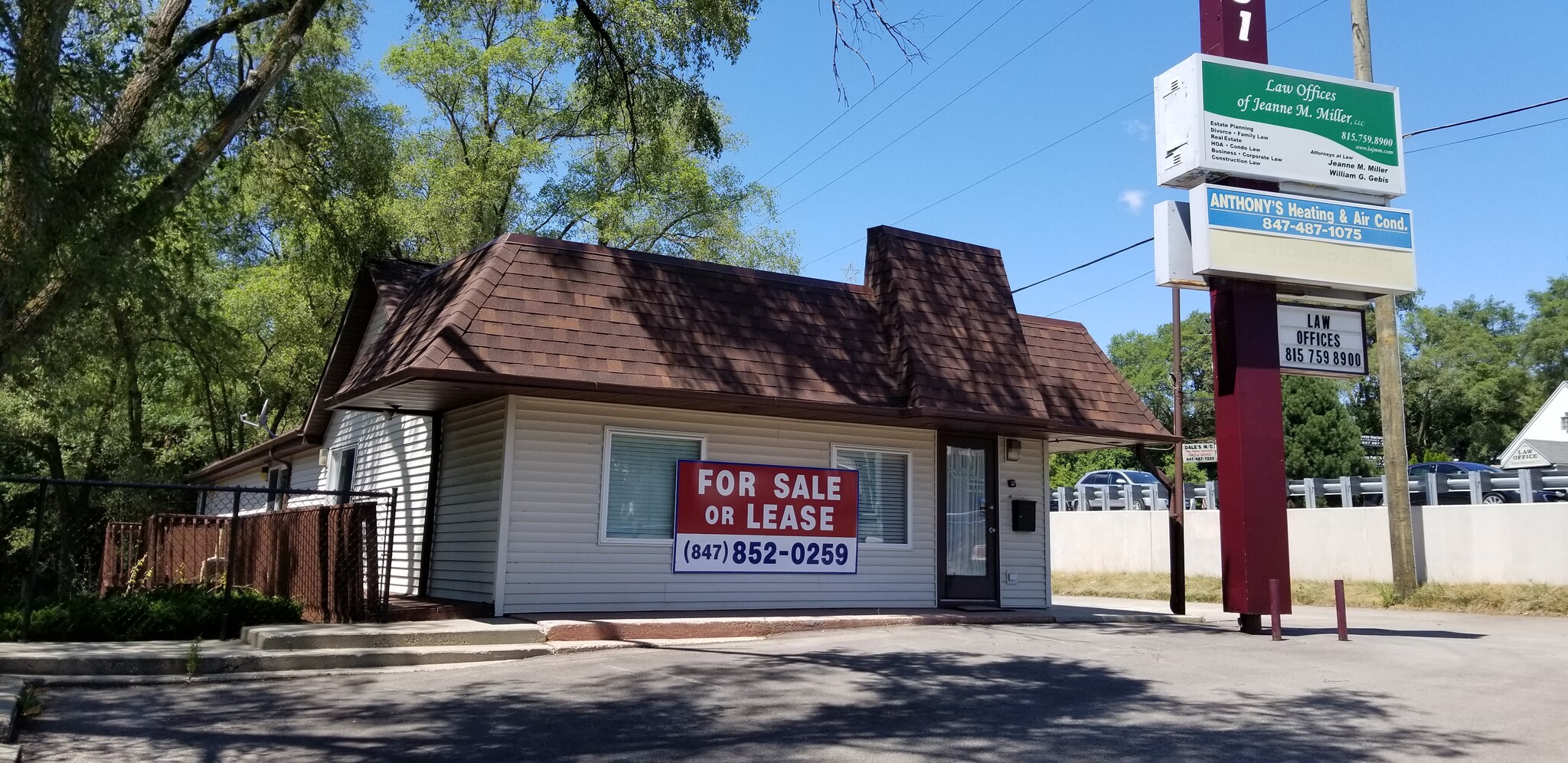 4001 Roberts Rd, Island Lake, IL 60042