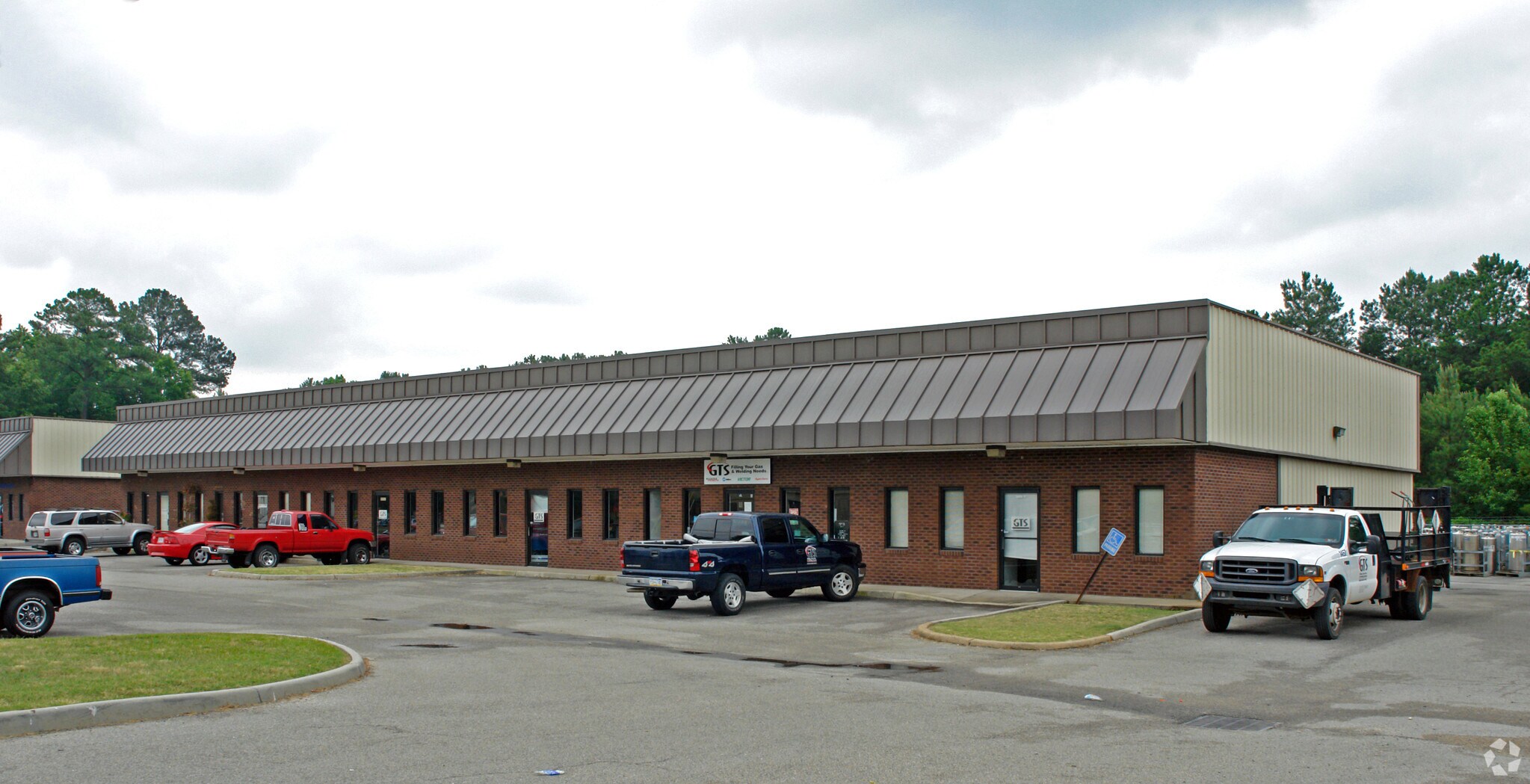 3905 Holland Blvd, Chesapeake, VA for lease Primary Photo- Image 1 of 6