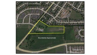 More details for 414 S Crystal Lake Rd, Mchenry, IL - Land for Sale