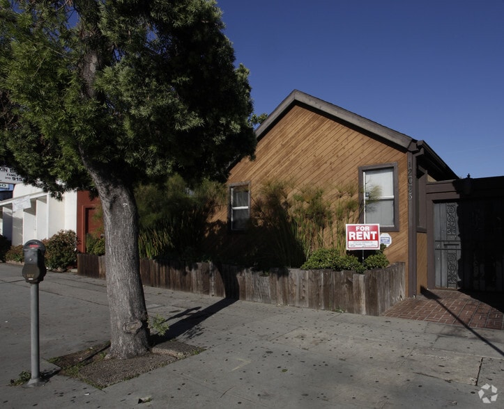 12023 Venice Blvd, Los Angeles, CA for lease - Building Photo - Image 2 of 2