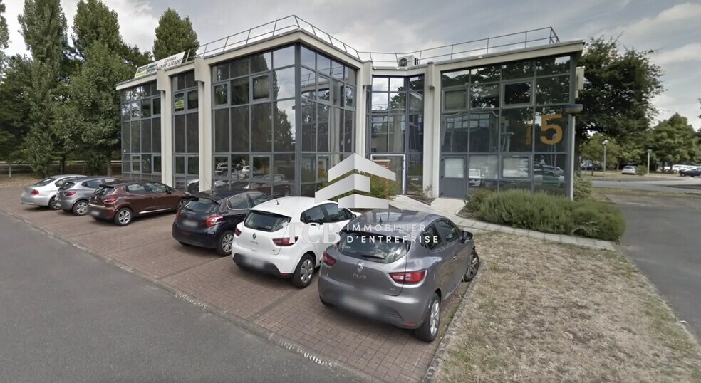 Office in Nantes for lease - Building Photo - Image 2 of 2