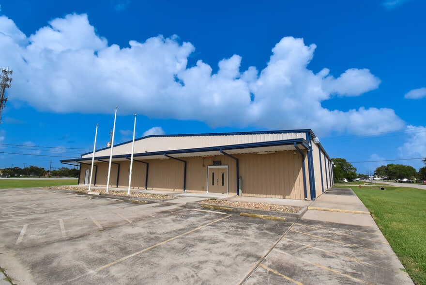 116 S Avenue D, Freeport, TX for lease - Building Photo - Image 3 of 20