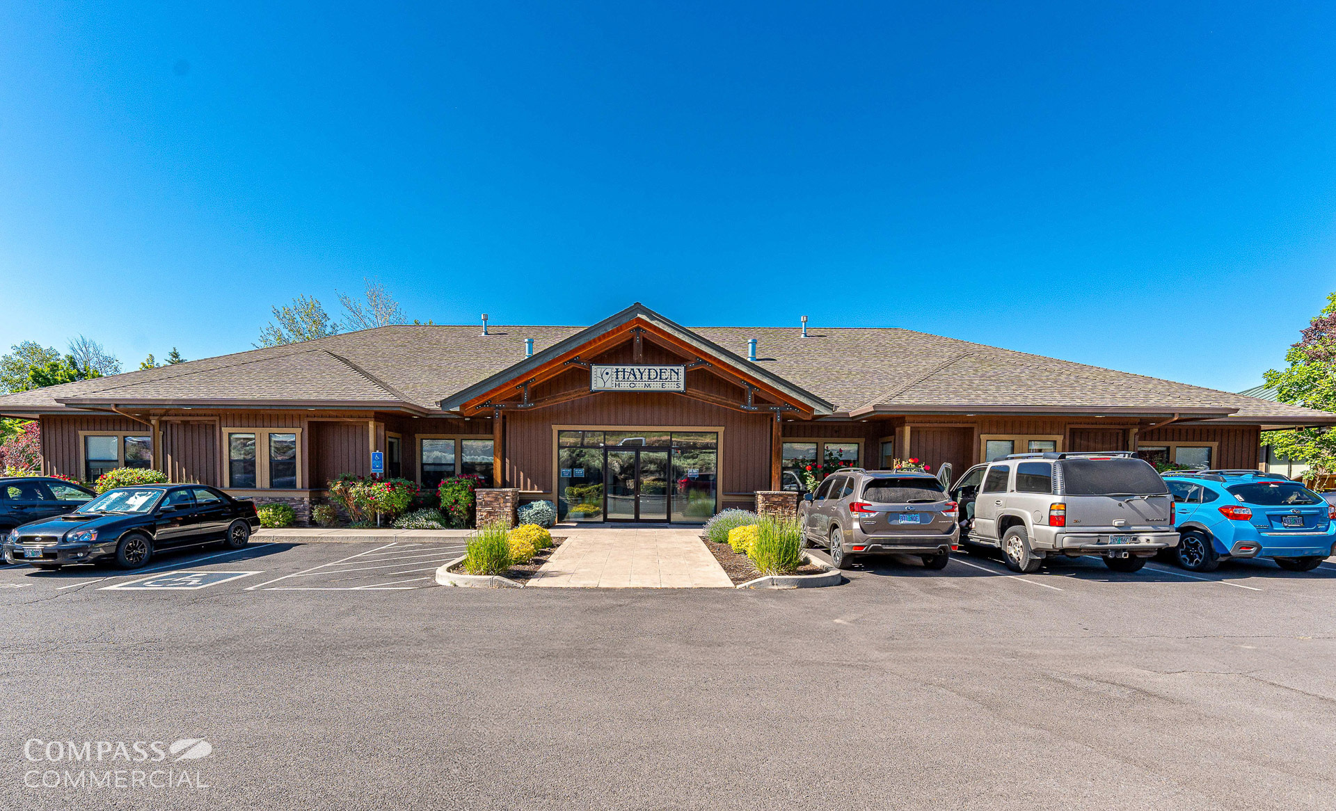 2464 SW Glacier Pl, Redmond, OR for lease Building Photo- Image 1 of 17