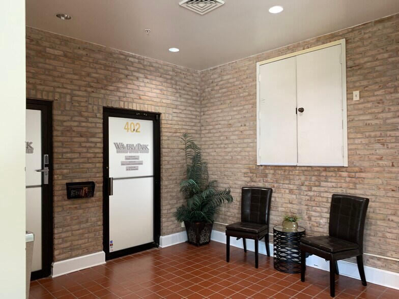 602 S King St, Leesburg, VA 20175 Waverly Park