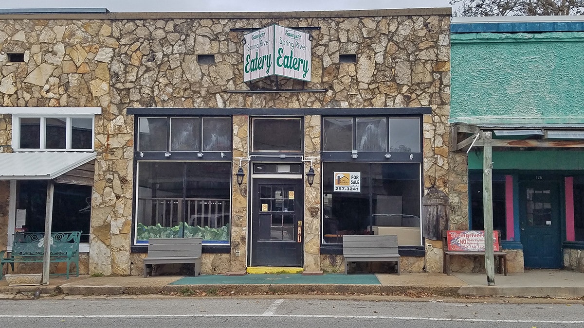 124 E Main St, Hardy, AR for sale Primary Photo- Image 1 of 1