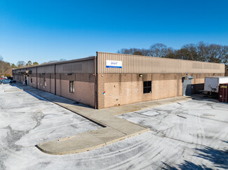 More details for 65 Robinson Ave, Patchogue, NY - Industrial for Lease