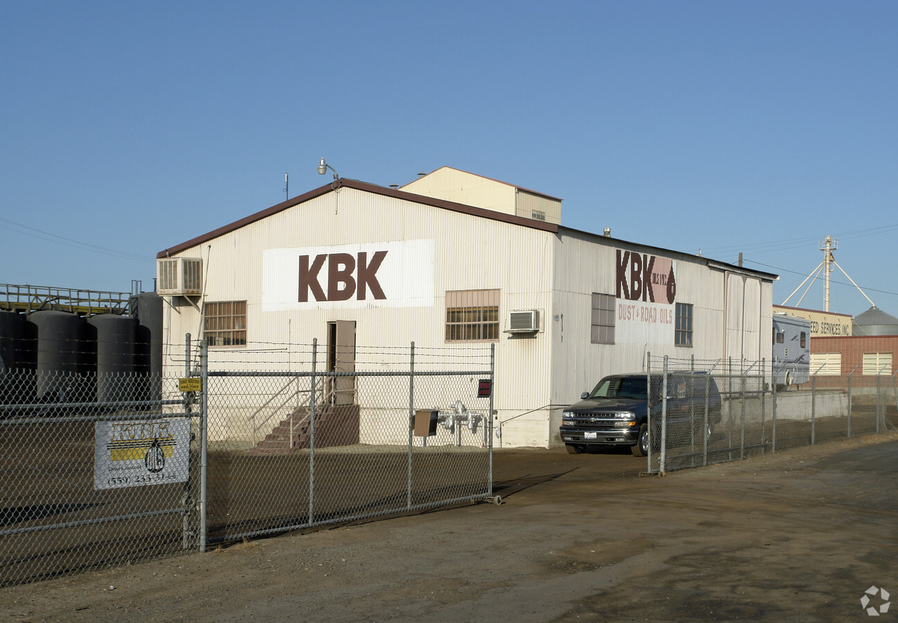 2874 S Golden State Blvd, Fresno, CA 93725 - Industrial For Sale | LoopNet