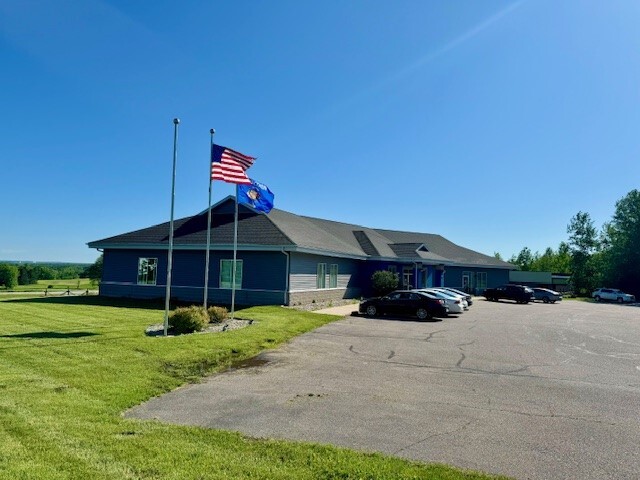 912 N View Dr, Mosinee, WI for lease Primary Photo- Image 1 of 20