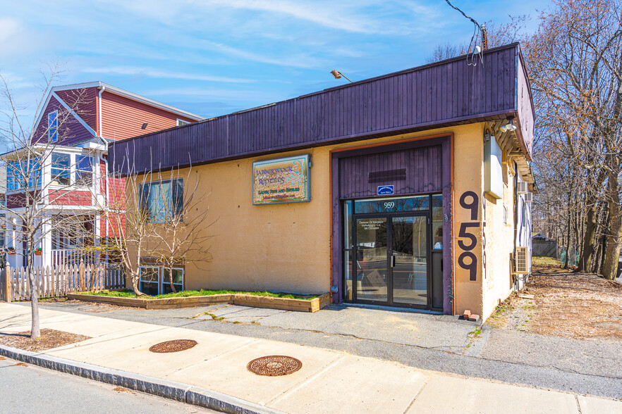 959 Main St, Winchester, MA for sale - Building Photo - Image 1 of 1