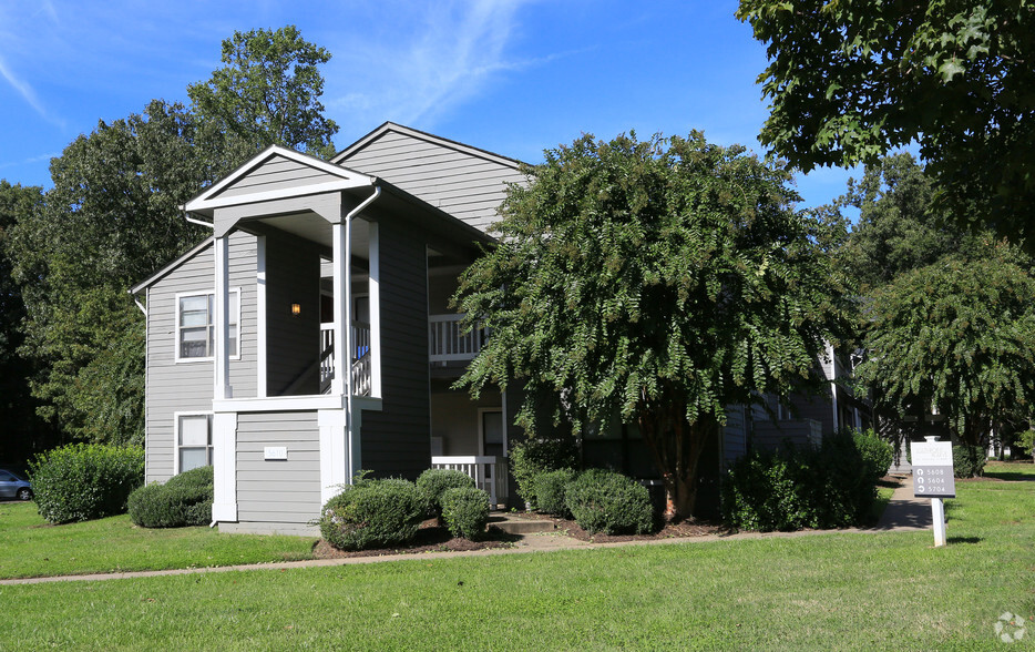 5300 Steeplechase Dr, Fredericksburg, VA for sale - Primary Photo - Image 1 of 1